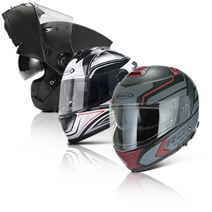 Tres cascos abatibles con visera transparente en negro, blanco y azul, y gris y rojo, con un diseño deportivo.